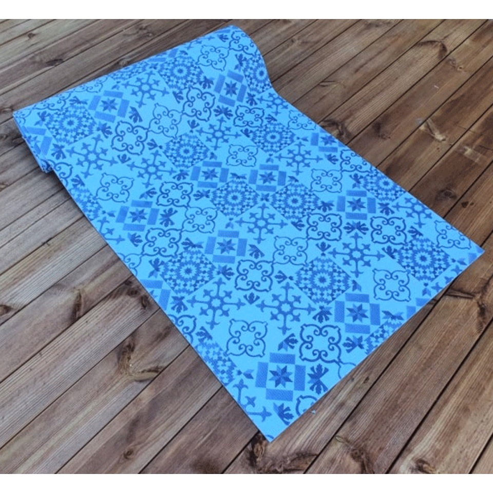 yogablue.jpg