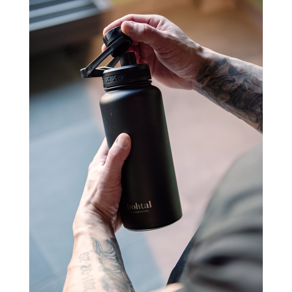 bohtal-insulated-sports-bottle-black3.jpg